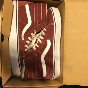 Apple Butter/True White hightop Vans